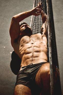 runningdiablo666:  malemayhem:    If you want more, please climb aboard @runningdiablo666 😘🔥.  