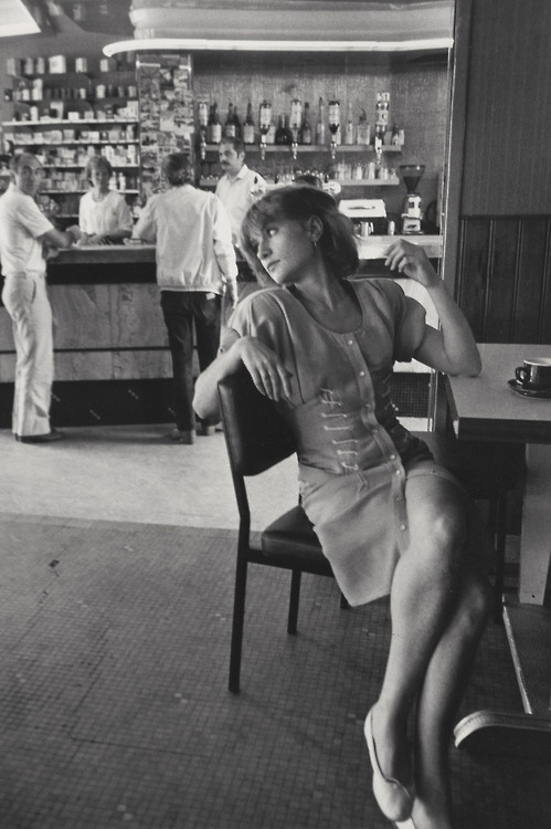 Robert Doisneau, Isabelle Huppert adult photos