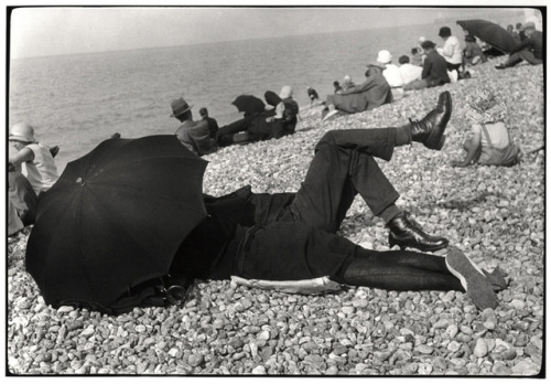 Henri Cartier-Bresson, a legendary chronicler of decisive moments around the world. A few photos fro