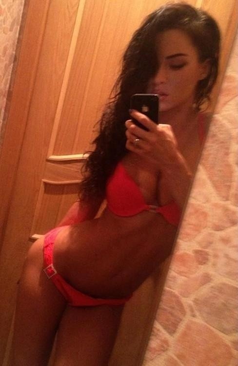 cute-self-shots:  http://cute-self-shots.tumblr.com/http://h0t-girls.tumblr.com/