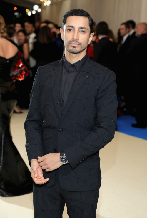 Riz Ahmed attends the &lsquo;Rei Kawakubo/Comme des Garcons: Art Of The In-Between&rsquo; Co