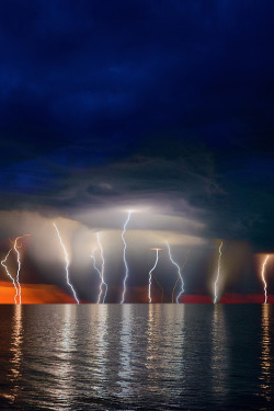 plasmatics-life:  Thunderstorm - {by Andrey