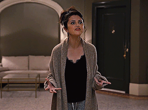 emziess:Selena Gomez as Mabel Mora Only Murders In the Building, Season 1, Episode