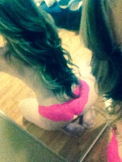 hope275:  Curled my hair today… Love it!!  mmmm ♥