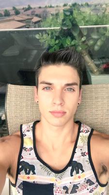 selfstaff:  colungafrank:  Anthony Verusso       Fucking perfect &lt;3 