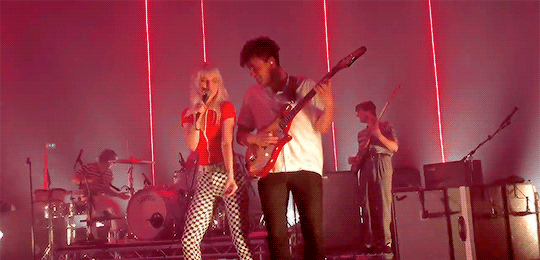 warpedbyparamore: I wish we were all rose-colored too, my rose-colored boy
