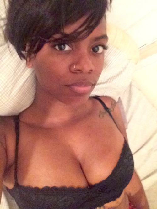 daddynoooo:  Pictures I sent to my future baby daddy