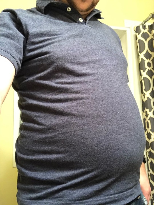 fatterandfatter:  This is what becoming overweight looks like. Oof.At this rate, obese isn’t far off