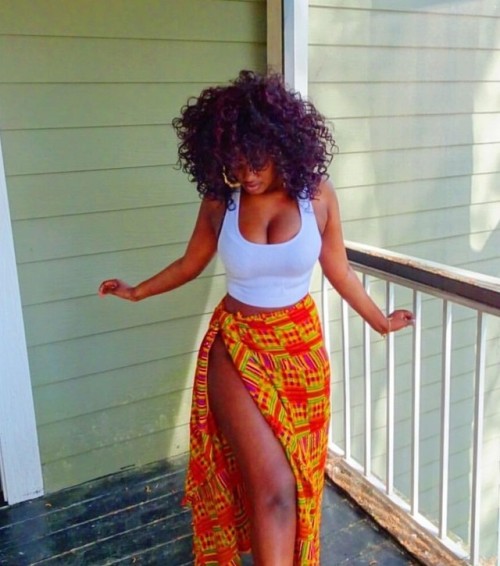 kingjazziedad: DeliciouslySexy. Curvy. BootiDelicious MamiMs KookyBlackGirl ❤️. .