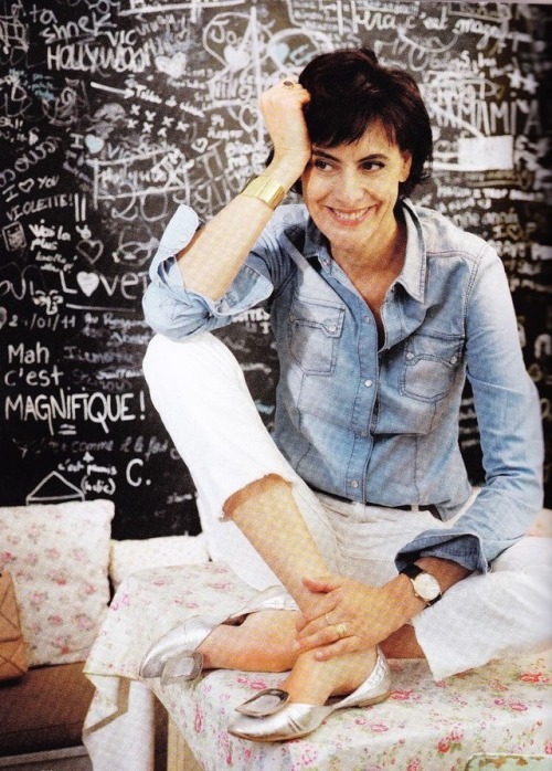 Ines de la Fressange silver flats