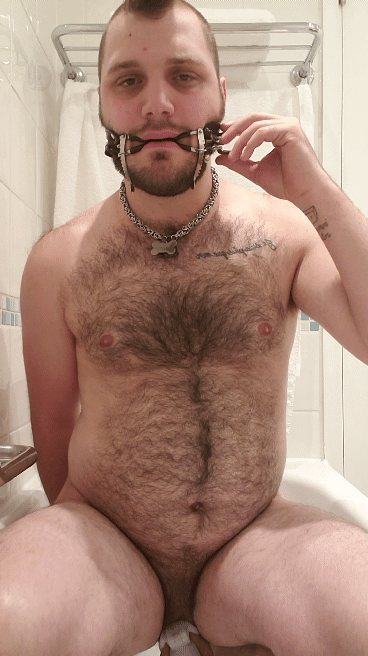 cuircub: More fun with my new gear and a bottle of piss
