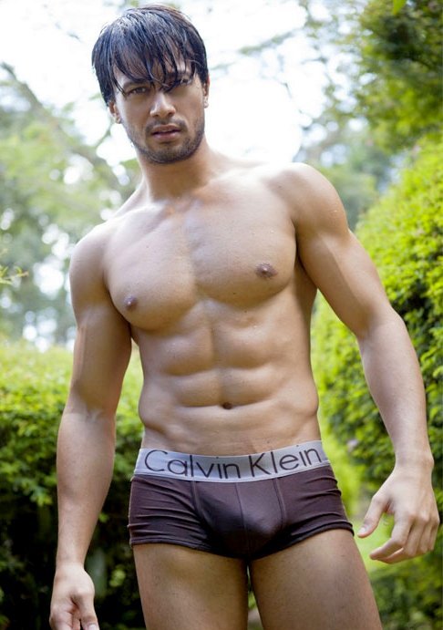 nm-gayguy:  watayan11:  Posted 26th October 2014http://watayan11.tumblr.com  :o) 