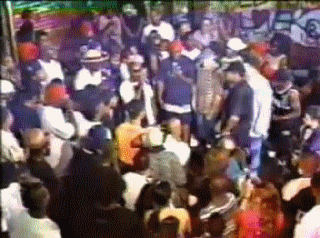 killer-mef:  real-hiphophead:  Rakim passin’ the mic and shakin’ up with KRS