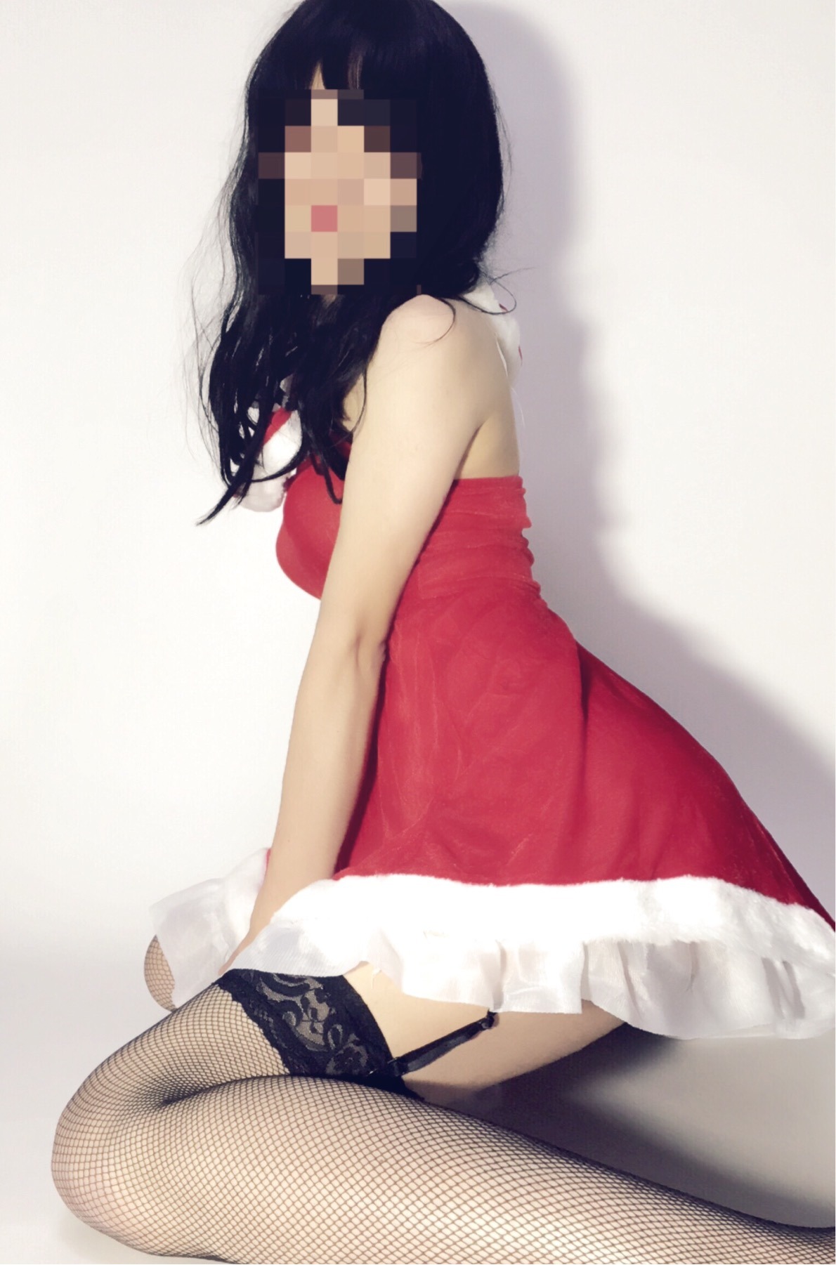 juniasthings:   뜬금없지만 ㅋㅋ 작년 크리스마스때….너무 더워서
