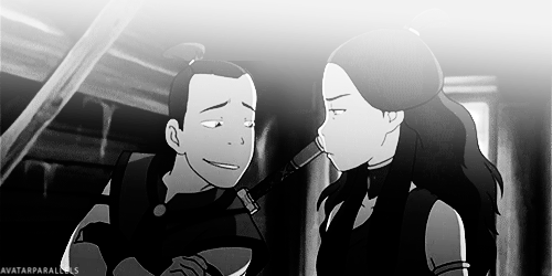 avatarparallels:  Punching their brother's arm.
