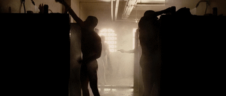 alekzmx:  hombresdesnudo2:  Jake Gyllenhaal!!!  nothing makes me happier than nakey Jakey