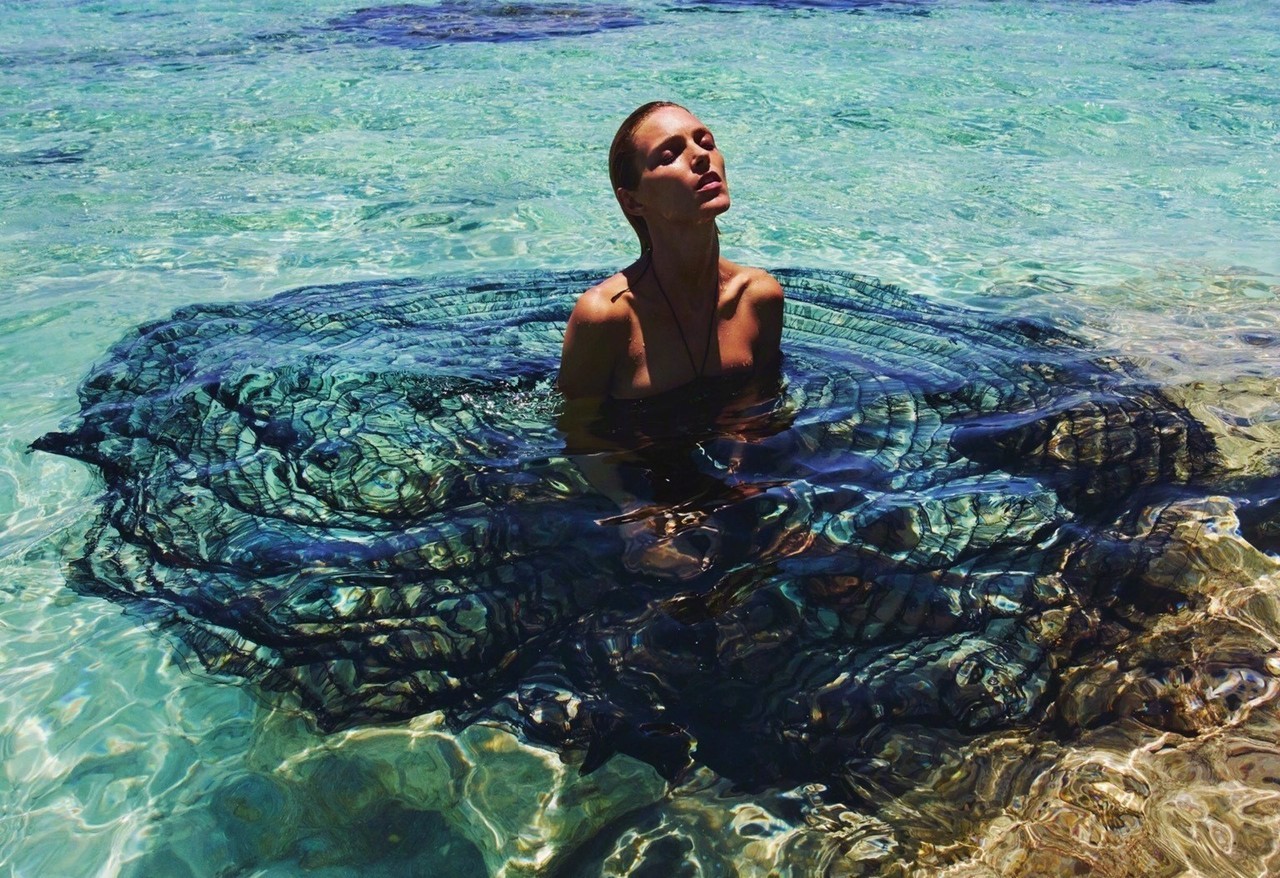 midnight-charm:Anja Rubik photographed by Mario Sorrenti for Porter Magazine #27