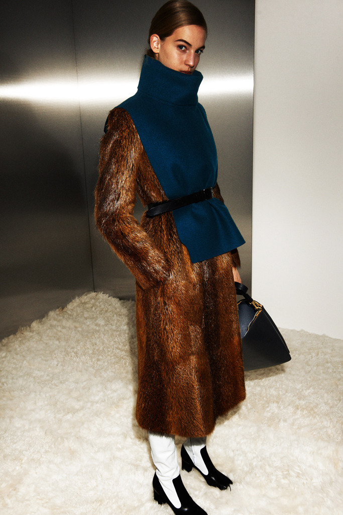 leauxnoir:  CÉLINE pre-fall 2012 RTW