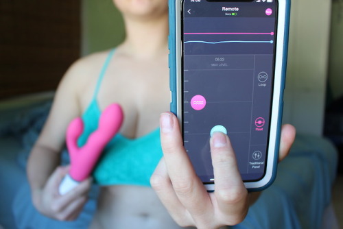 smallgirlbigtitties:Control my Vibrator is in my ManyVids Store!Control the vibrations and gyrations