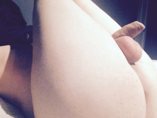 girlyboyryan:  Baaalllsss.