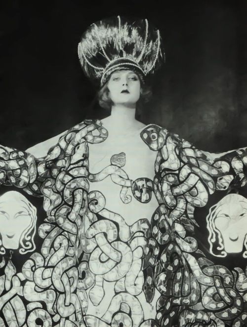 silentladies: Mary Nolan