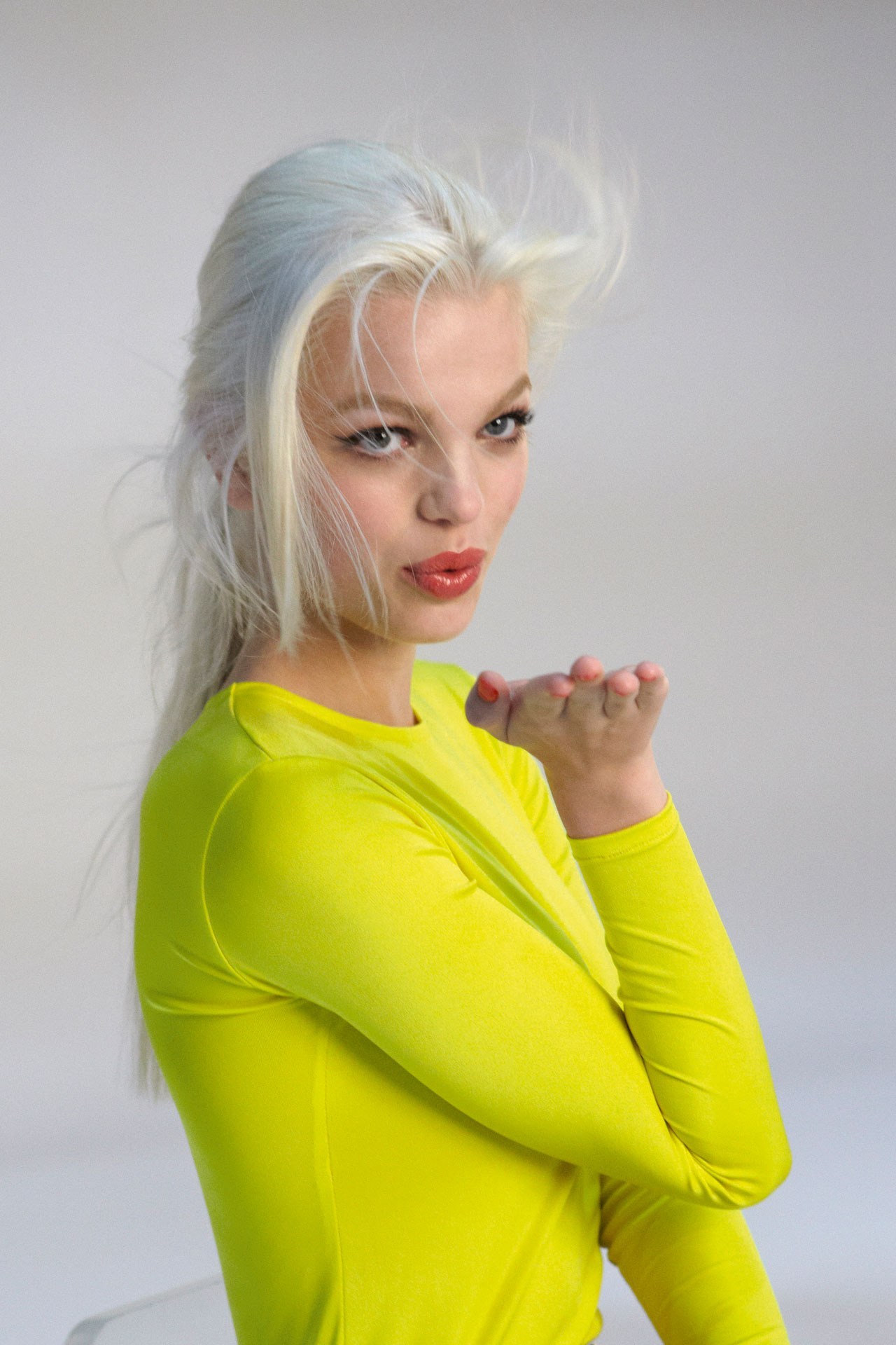 daphne groeneveld dior addict