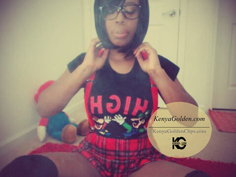 kenyagoldengirl: KenyaGoldencam.com  is where you can catch me live.