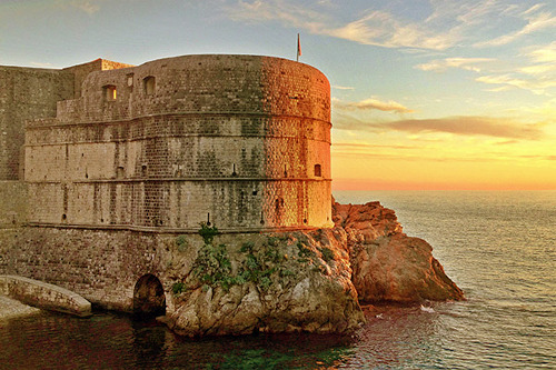joannalannister:  Dubrovnik (King’s Landing), the Arboretum & the harbor 