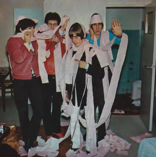 The Who - I Bet Keith Started This…and Roger Points It Out.