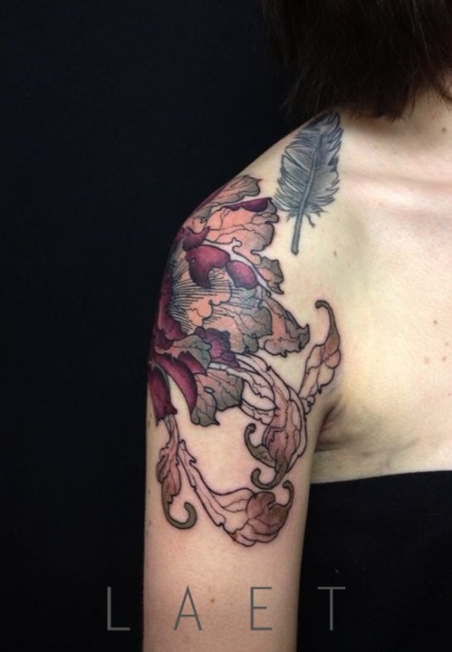 laettattoo:  ~ Autumnal Peony ~ no filter no nuffink just what I did :)