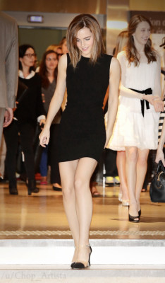 celebrity-legs-and-heels:  Emma WatsonFollow
