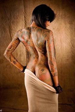 tattooedbodyart:  Japanese tattoos are beautiful