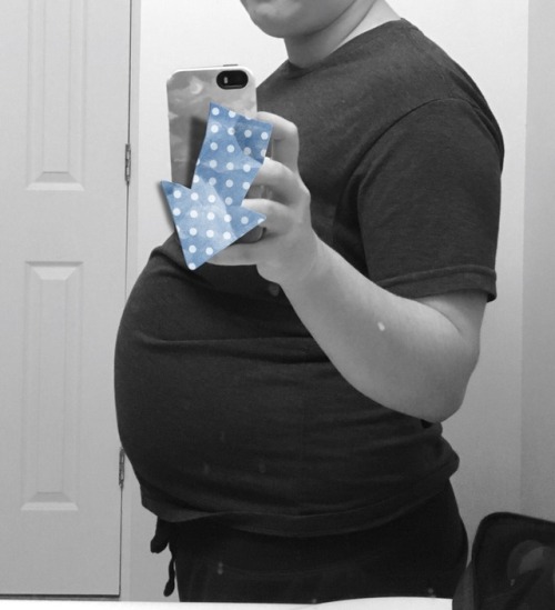 softpudge:My gut now looks like I’m smuggling a watermelon or something… (he/they)