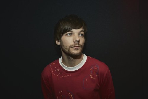 @BBCR1 It&rsquo;s time! @Louis_Tomlinson has control of Radio 1 for the next hour and you don&am