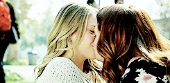 lovel-ylesbian:  ♡ 