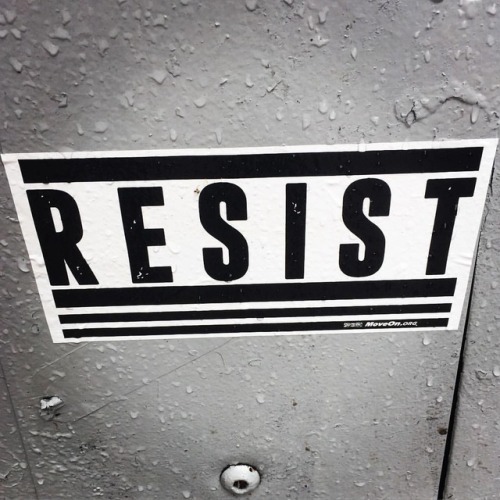 Resist #resist #bk #bushwick #brooklyn #graffiti #sticker (at Bushwhick)