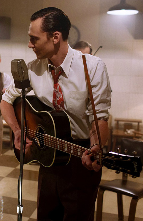 Tom Hiddleston as Hank Williams in I Saw The Light (2015)