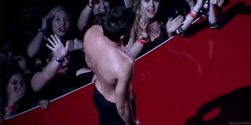 brentwalker092:  alekzmx:  zacefronsbf: Zac Efron at the MTV Movie Awards 2014 