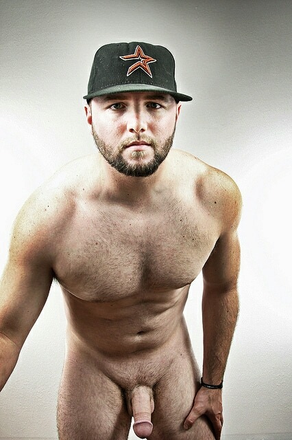 dadsboysbears: dadsboysbears: Lots of Dads Boys Bears Musclebears Redheads Black
