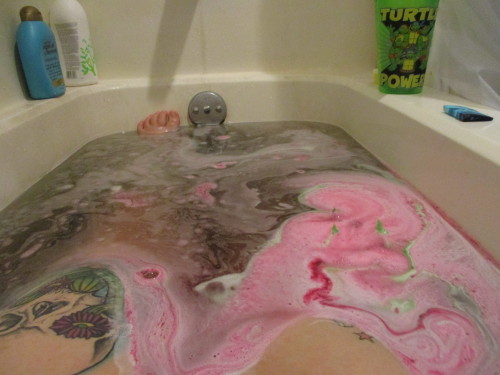 Lord of Misrule Bath Bomb - Lush