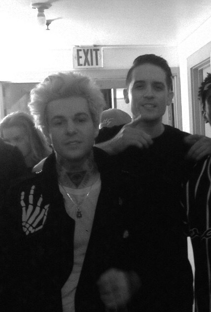 omfgrutherford:FUC K