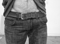 A man with a belt who knows how to use it? Yes please!