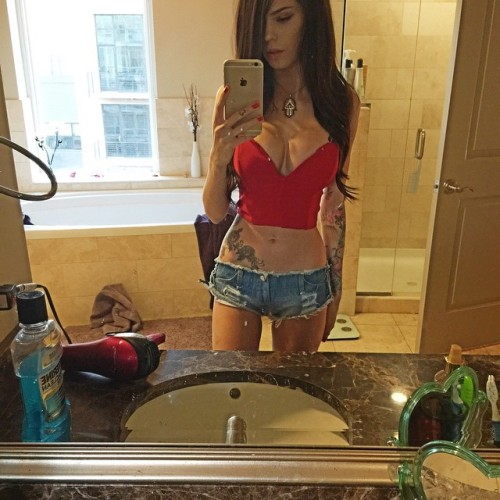 sabrinanelliejuarez:  ★~(◡‿◕✿)