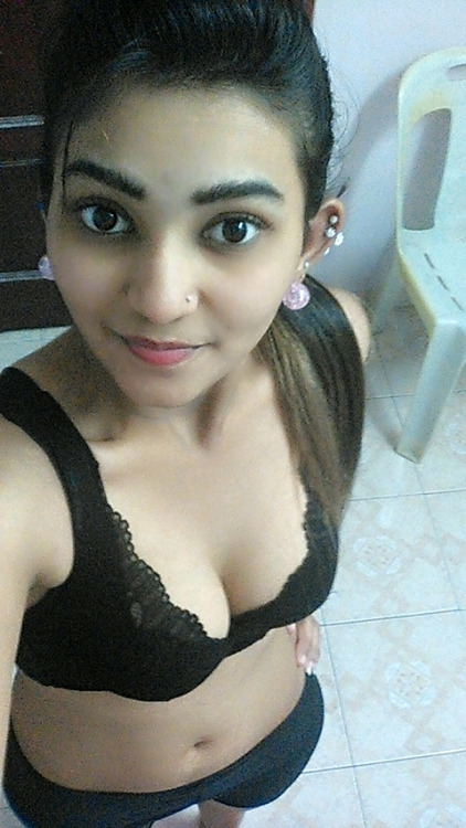 yugeswarybo:  tamil girl love with bangla