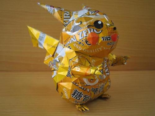 mymodernmet:  Japanese artist Makaon transforms discarded aluminum cans into delightful sculptures of iconic characters like Mario, Yoshi, Pikachu, and others. 