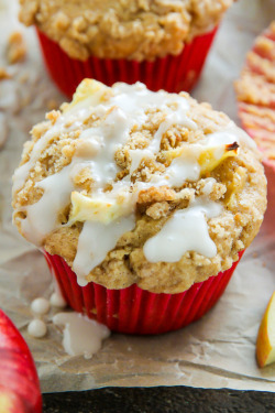 foodsforus:Brown Butter Apple Crumb Muffins