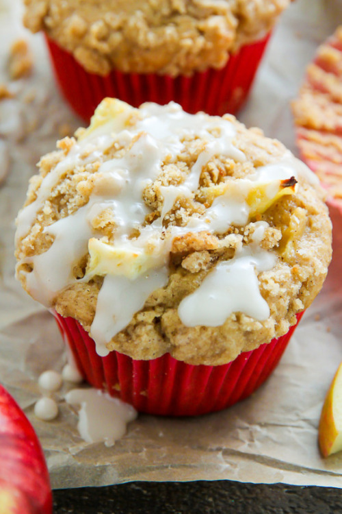 foodsforus:Brown Butter Apple Crumb Muffins 