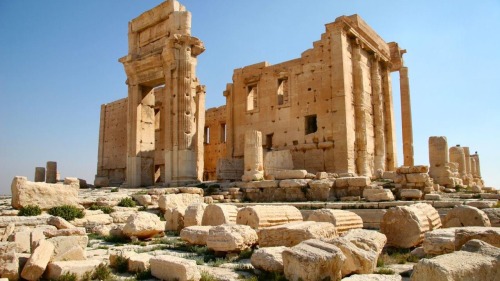 @shiningjasmin Temple of ancient Greece at an archaeological site in Syria. V century BC.