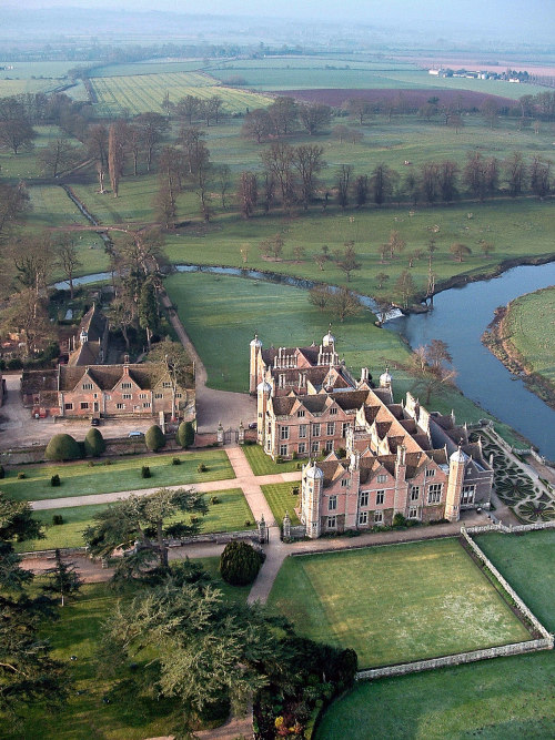 wanderthewood:  Charlecote Park, Warwickshire, England by TONY: 