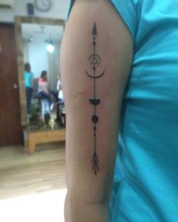 #Tattoo #Tatuaje #Tattoos #Tatuajes #Tatu #Tatua #Tatus #Flecha #Arrow #Brazo #Arm